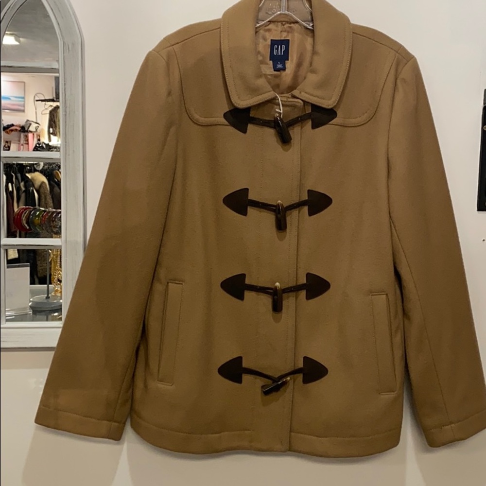Gap winter coat wool size large toggle buttons!